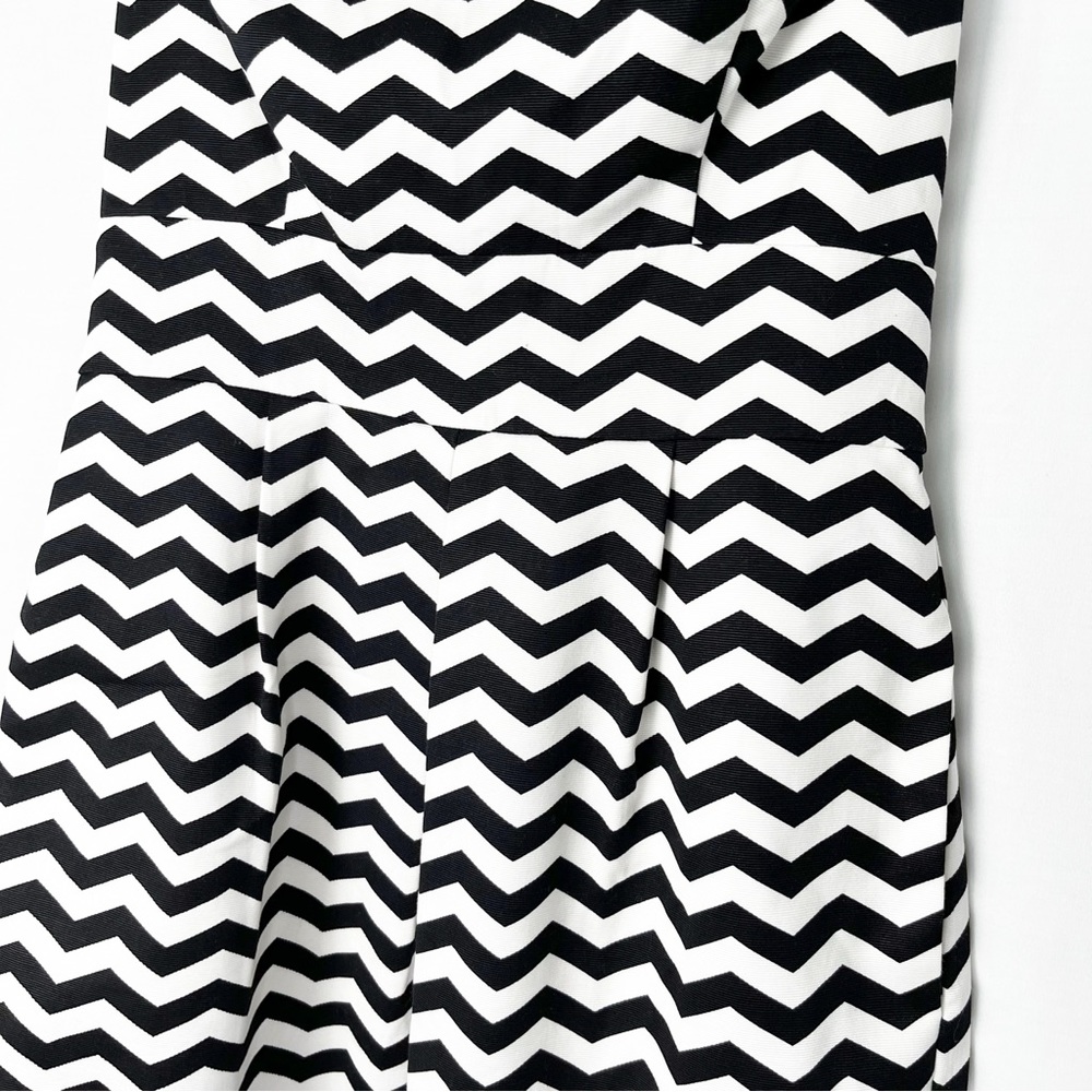 White House|Black Market Dress - Picture 3 of 4